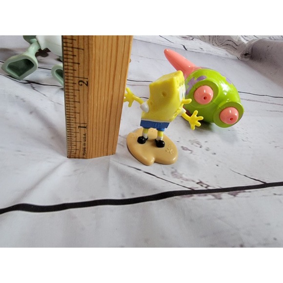 SpongeBob, Squidward Patrick McDonald's Toys - Picture 4 of 12